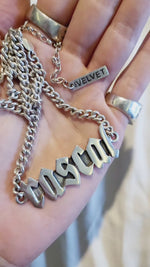 The LG Rascal Choker